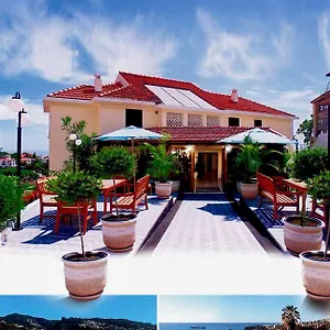 3* Гостевой дом Residencial Do Vale